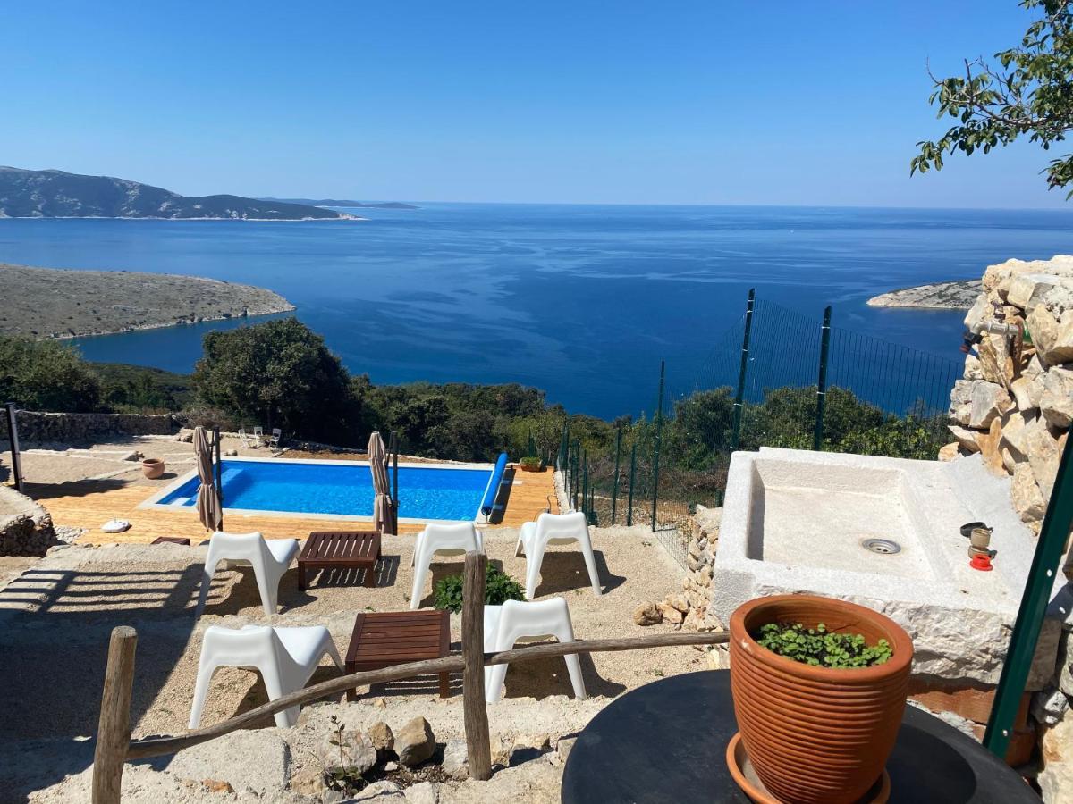 Vita Vacation Home Ustrine 外观 照片