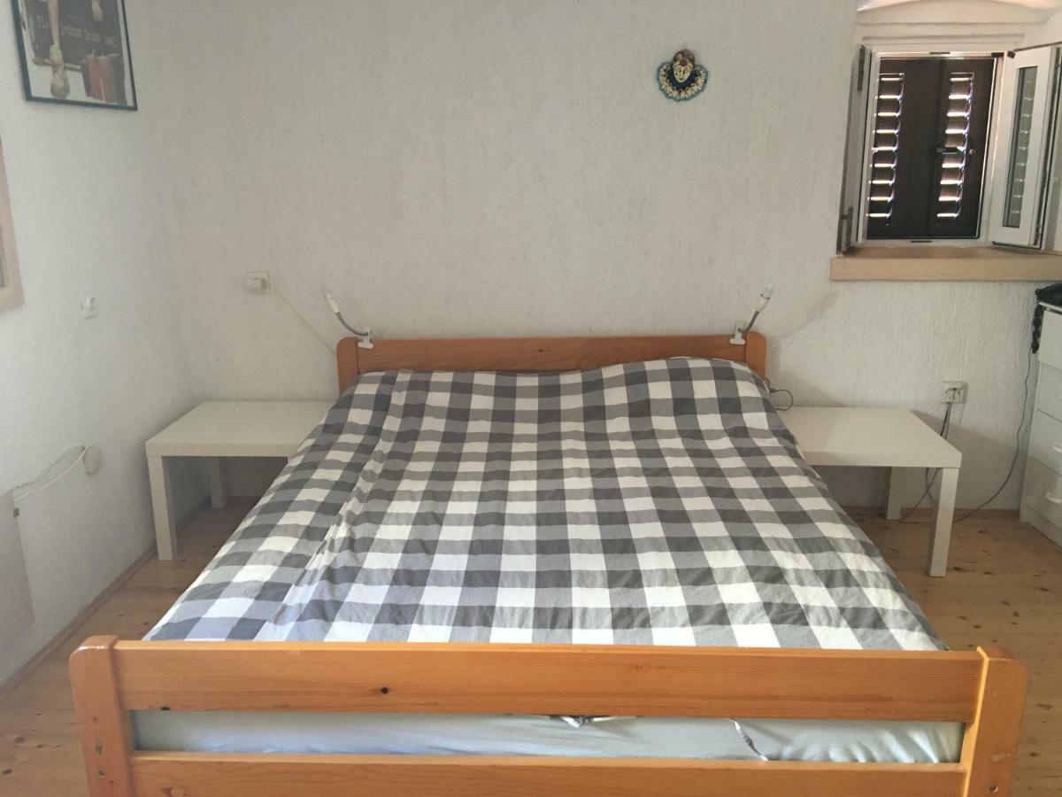 Vita Vacation Home Ustrine 外观 照片