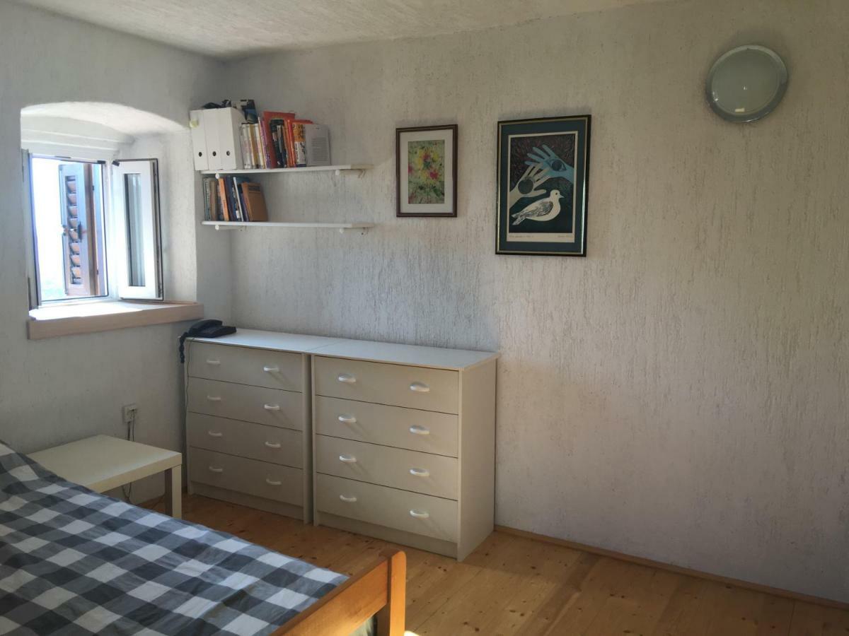 Vita Vacation Home Ustrine 外观 照片
